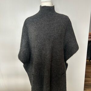 Romeo & Juliet Couture Gray Oversized Cowl Neck Sweater